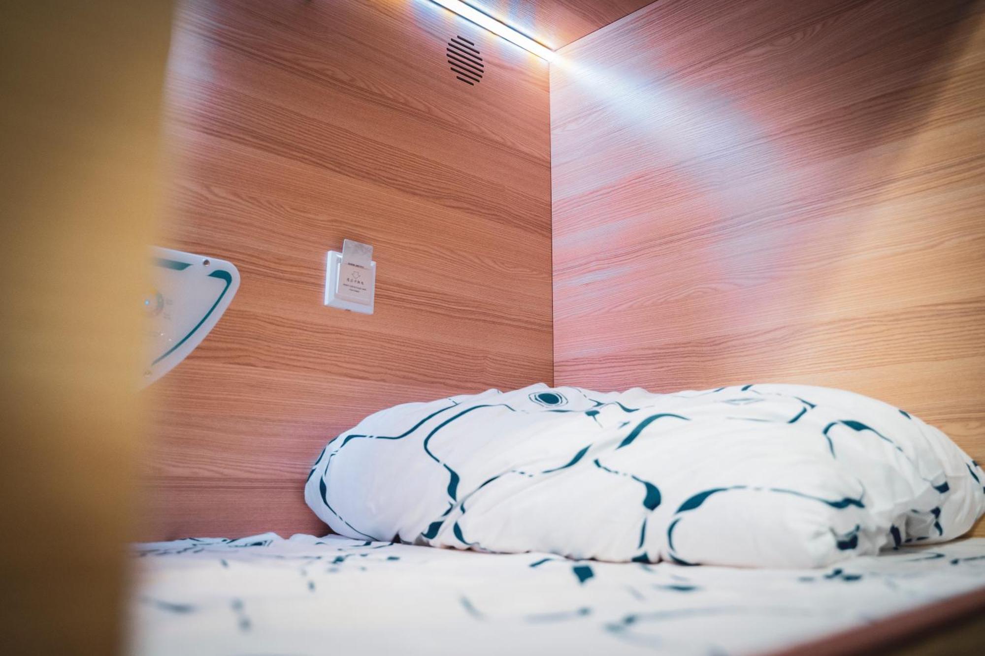 Gallery Hostel Madrid Residencia Luaran gambar