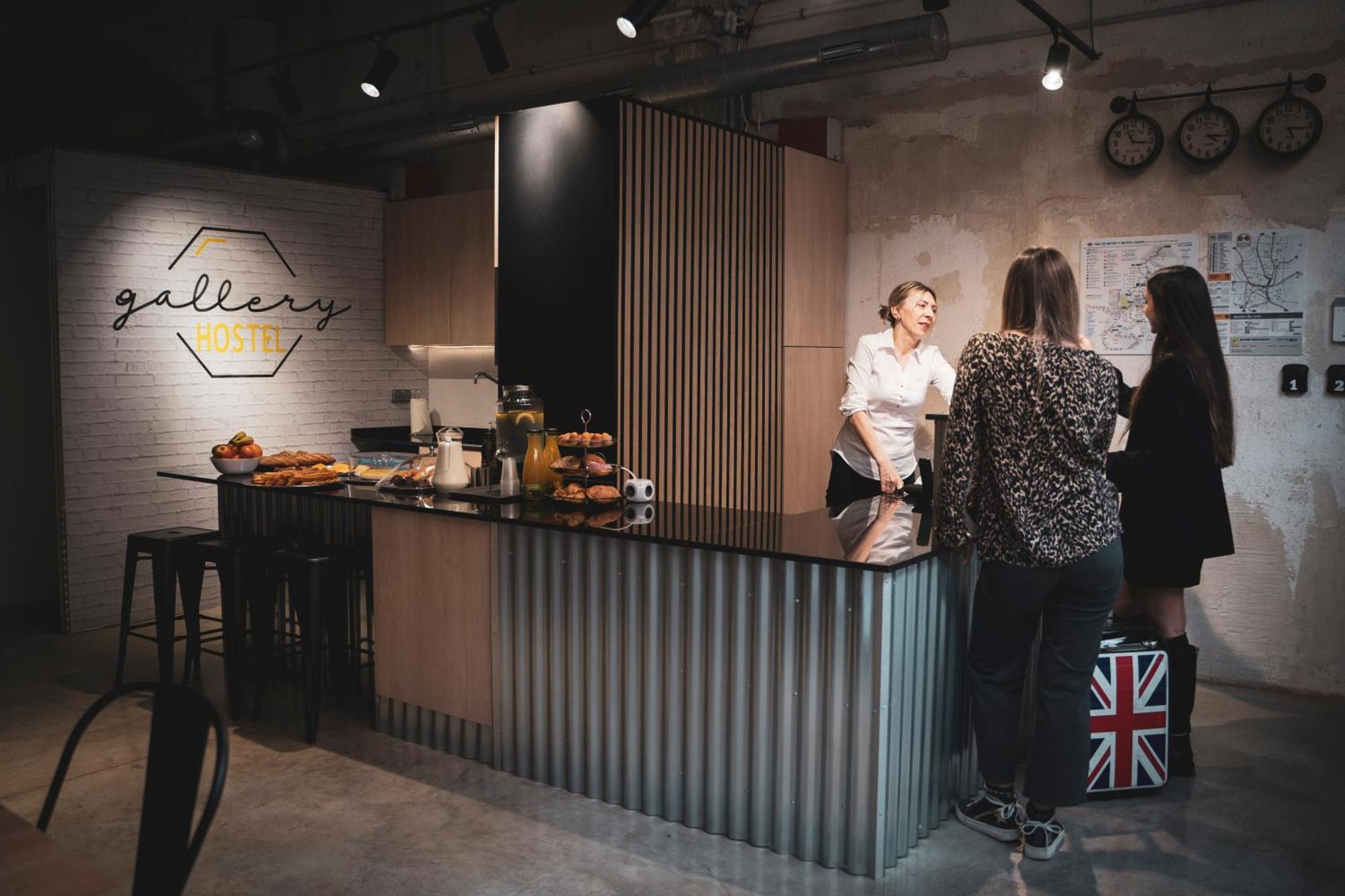 Gallery Hostel Madrid Residencia Luaran gambar